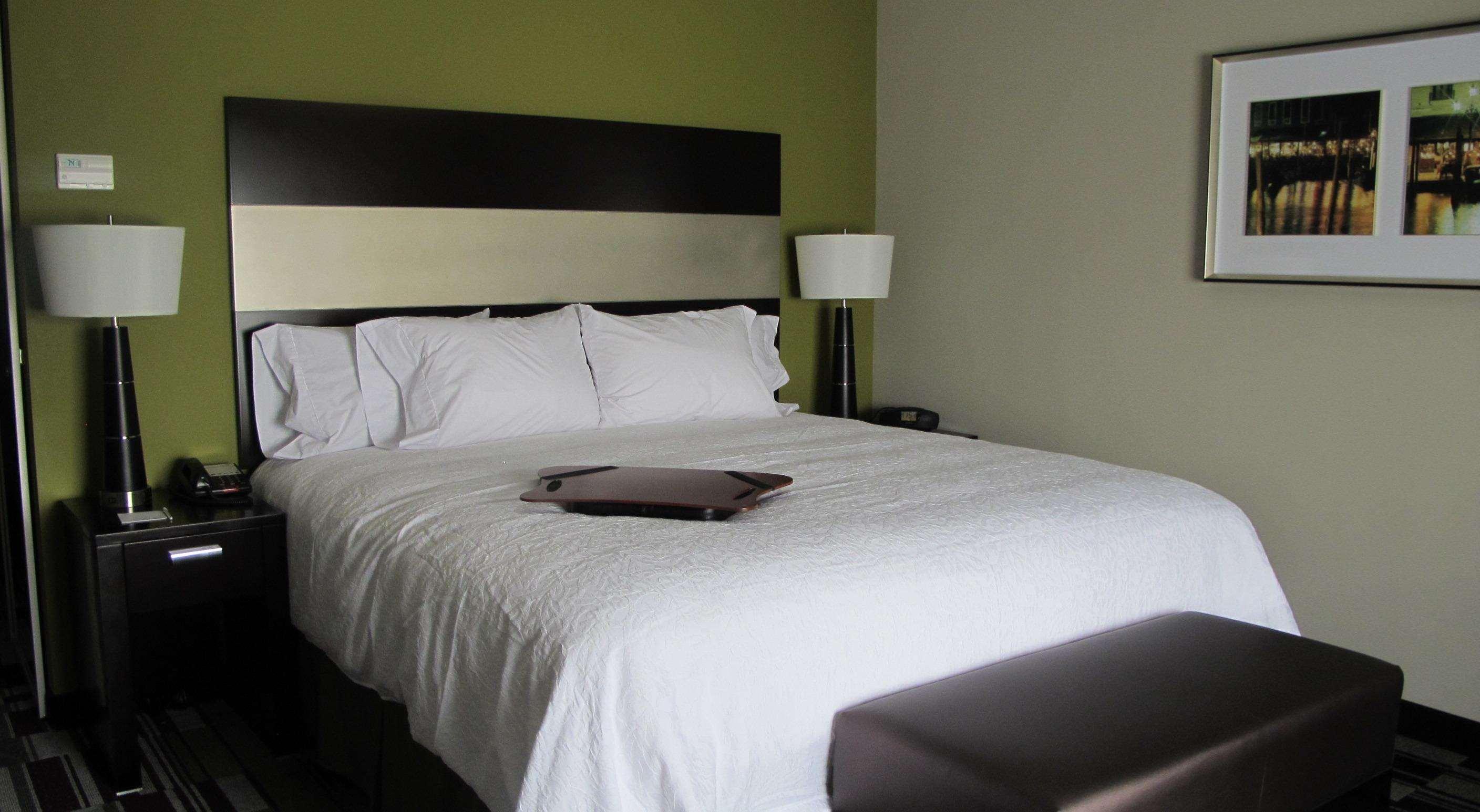 Hampton Inn By Hilton Leesville Fort Johnson Стая снимка