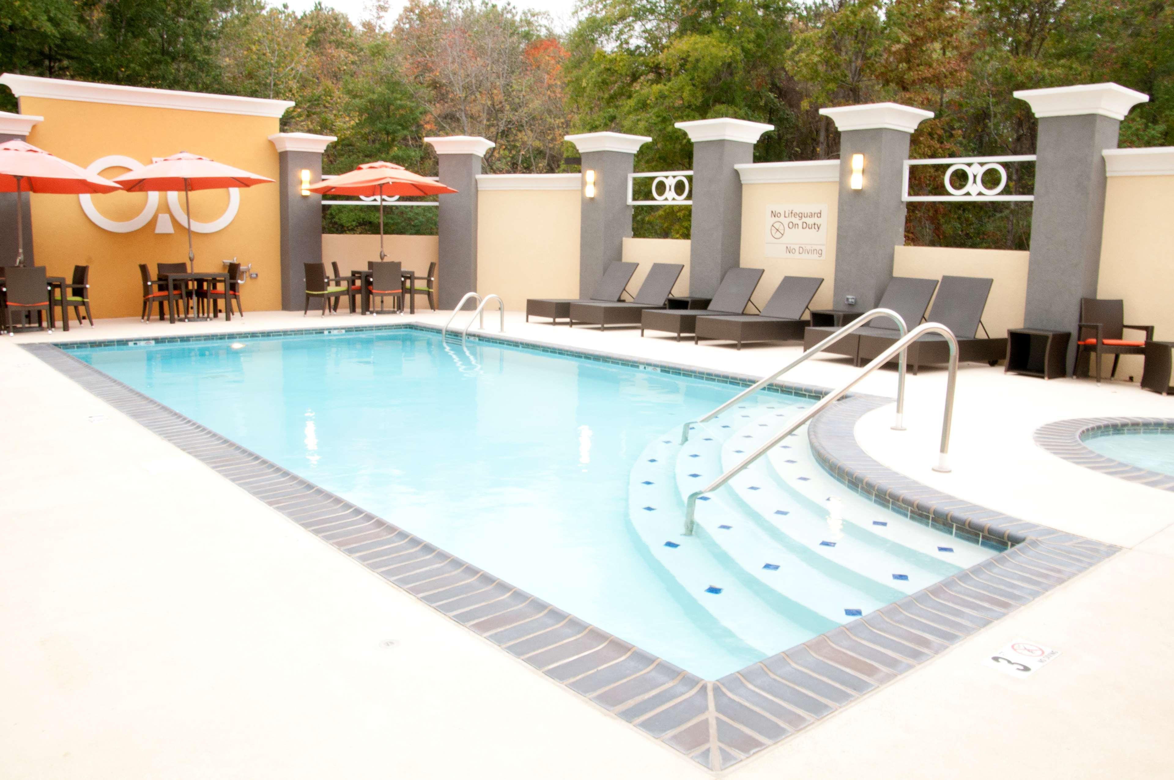 Hampton Inn By Hilton Leesville Fort Johnson Екстериор снимка