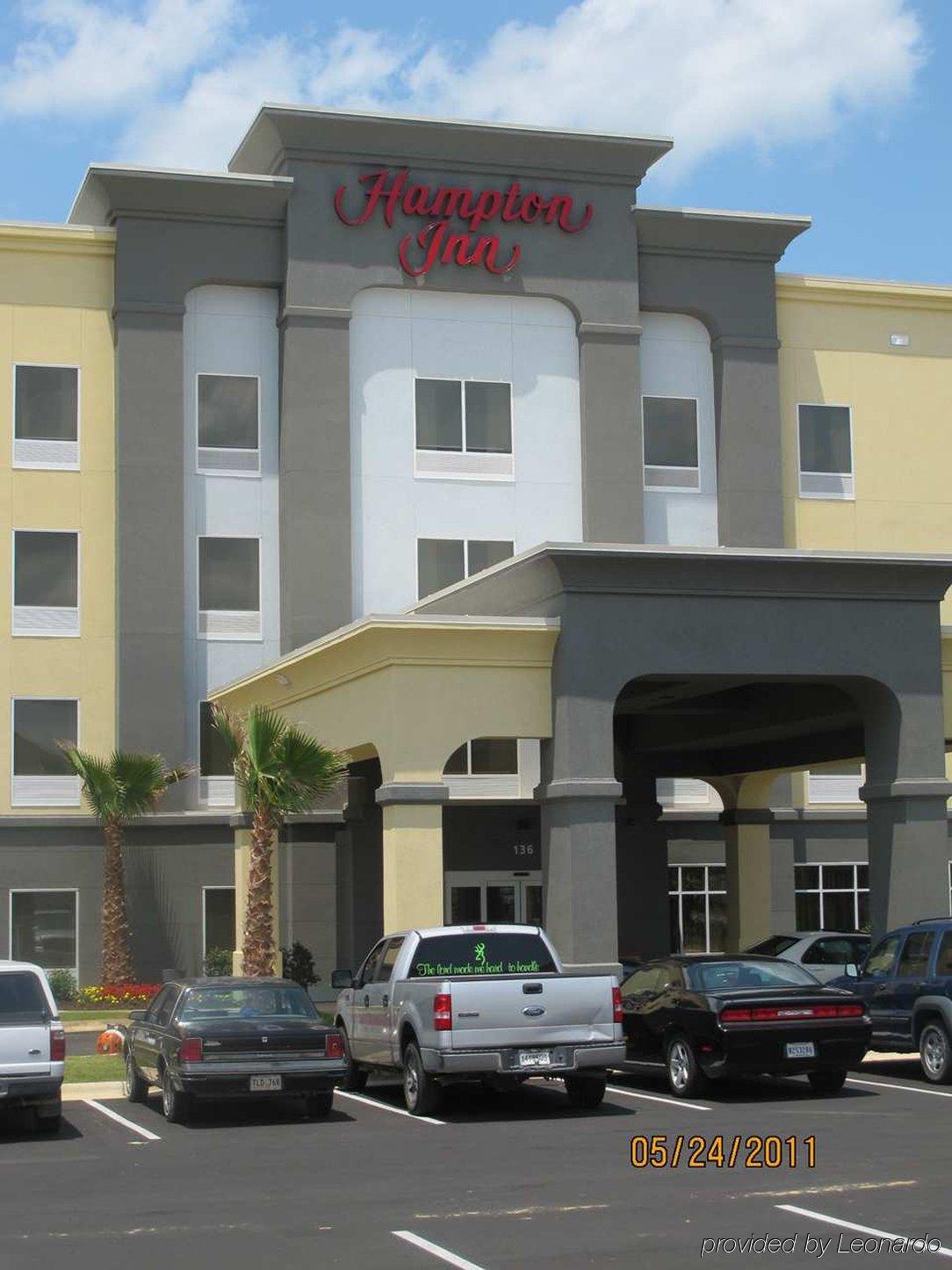 Hampton Inn By Hilton Leesville Fort Johnson Екстериор снимка
